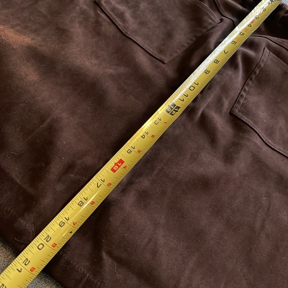 Talbots chocolate brown knee length skirt, front zip/button size 8 24-132 - Picture 8 of 9